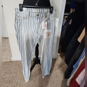 Jessica Simpson ankle skinny jeans, size 28, raw hem